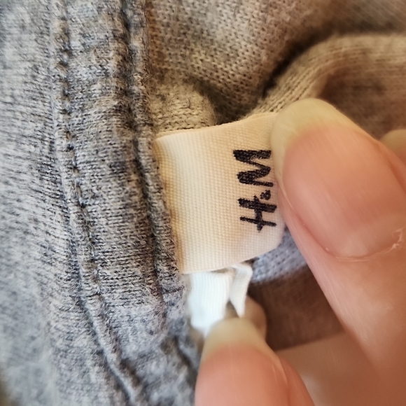 H&M Hoodie - Picture 4 of 4
